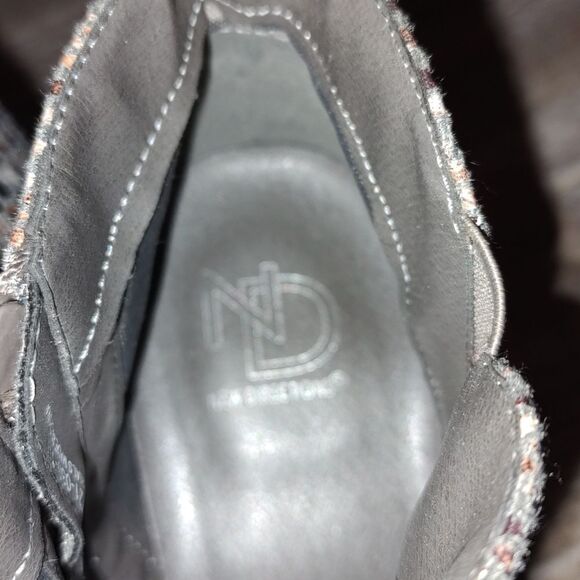 New Directions Dahlia  snakeskkin print heeled booties  ankle boots  Sz 9 - Picture 6 of 8